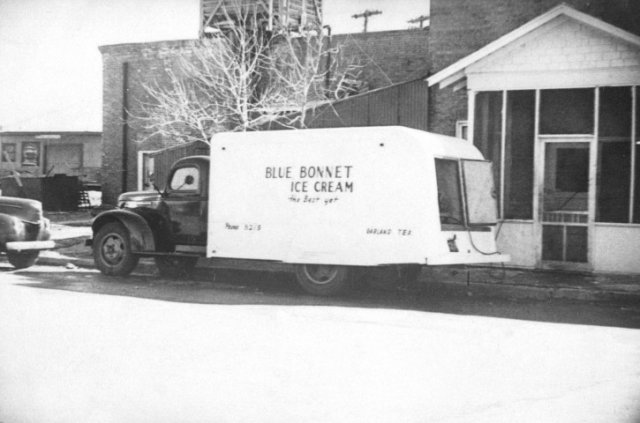 Bluebonnet Ice Cream Truck.