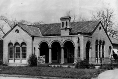 The MD Williams home was built in Spanish Colonial style ca. 1930 on the Bankhead Highway, now the northwest corner of Main and 9th Sts.
