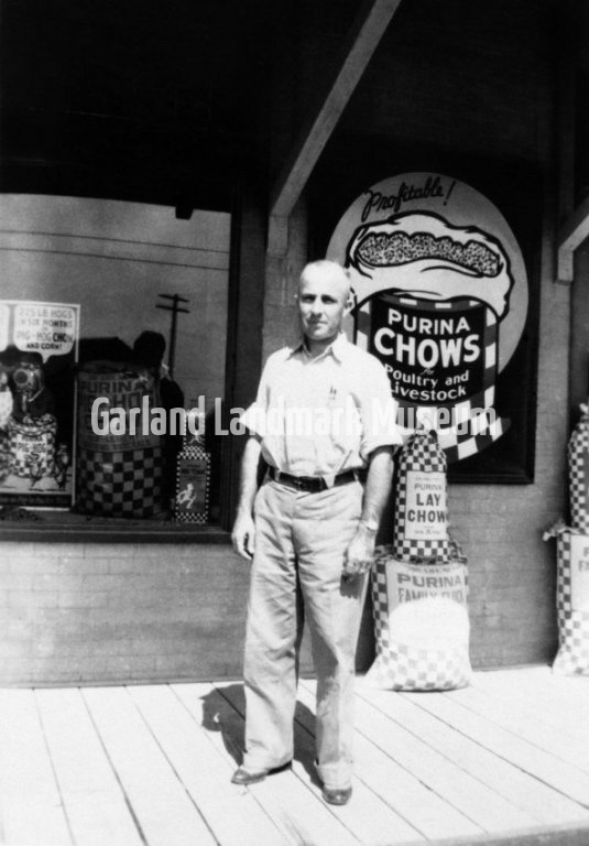 Roach Feed and Grocer Co., H.L. Roach
