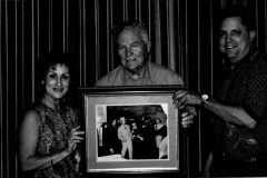 Jim Leavelle with the famous photo of the assassination of Kennedy assassin Lee Harvey Oswald.