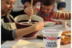 Daisy Brand Advertisement ("Pioneer Woman" Magazine)