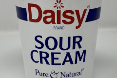 Daisy Sour Cream Container