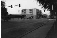 Photo - Garland Police and Courts Building behind stop light
