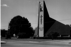 Monica Park Christian Church 2600 Broadway