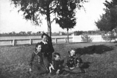 Kate James with 3 of her 6 grandchildren circa 1905