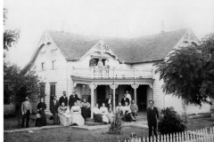 Strother Family at Duck Creek (Garland) 1896.