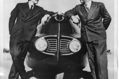 Southern Aircraft Roadable combination automobile and airplane Feb. 5, 1946.