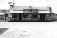 Roach Feed and Seed 1940's