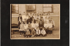 Davy Crockett Elementary School 4th Grade students 1911-1912 NE corner Avenue D and Glenbrook