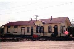 The moving of the Santa Fe Depot from Museum Plaza