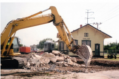 Moving the Santa Fe Depot from Museum Plaza