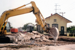 Moving the Santa Fe Depot from Museum Plaza