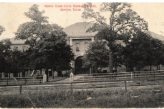 Postcard of North Texas State Normal College in Denton, Texas in 1910