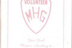 Memorial Hospital Auxiliary Yearbook 1971-1972