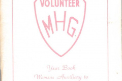 Memorial Hospital Auxiliary Yearbook 1971-1972