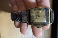 J.D. Robinson wrist watch ca. 1930 with the "newest thing" Spediel Twist-o-Flex band