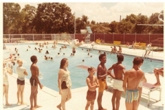Diving and swimming at the Wynn public pool in Pecan Grove Park