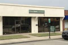 Edward Jones Investments, 625 Main St
