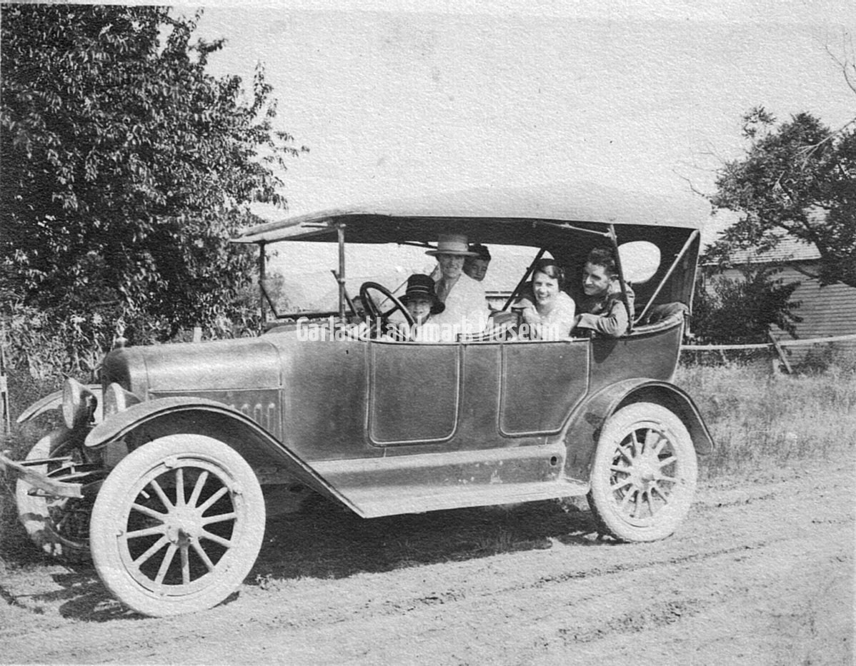 1917 Reo Touring Car